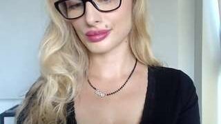 MarilynMagestic nude on cam in her Live Sex Chat Room