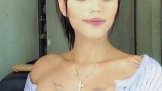 Miadanielaxx nude on cam in her Live Sex Chat Room
