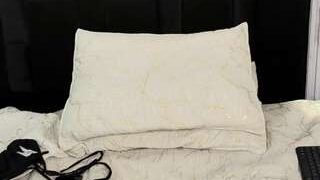 SarahStewart nude on cam in her Live Sex Chat Room