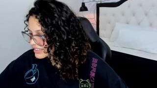 serafina_bianchi nude on cam in her Live Sex Chat Room