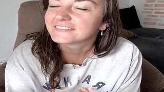 stunning_Rosi nude on cam in her Live Sex Chat Room