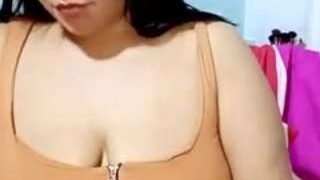 hotalinson29 nude on cam in her Live Sex Chat Room