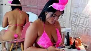 Madison, ? nude on cam in her Live Sex Chat Room