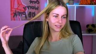 melissa-firee nude on cam in her Live Sex Chat Room