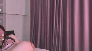Miss-you-kiss nude on cam in her Live Sex Chat Room