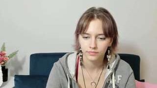 NatalieFabulous nude on cam in her Live Sex Chat Room