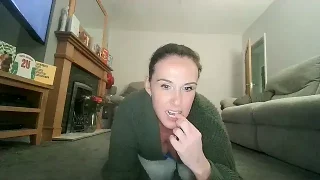 AprilGreyx nude strip on webcam for live porn chat