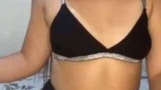 arizaReader nude on cam in her Live Sex Chat Room