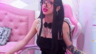 DogirlyWoof nude on cam in her Live Sex Chat Room