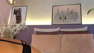 Elle Diane , ? nude on cam in her Live Sex Chat Room