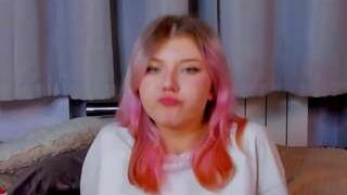 LunaPiper nude on cam in her Live Sex Chat Room