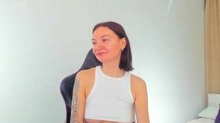 Eva-Pomegranate nude on cam in her Live Sex Chat Room