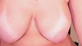 Kourtney Miller nude on cam in her Live Sex Chat Room