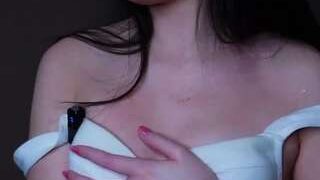 LynneBones nude on cam in her Live Sex Chat Room