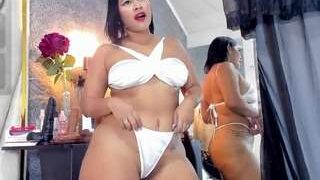 Madison, ? nude on cam in her Live Sex Chat Room
