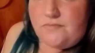 MakeMeWetWet… nude on cam in her Live Sex Chat Room