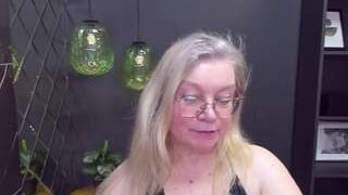 NataliMellow nude on cam in her Live Sex Chat Room