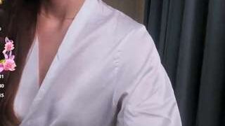 NoreenCovert nude on cam in her Live Sex Chat Room