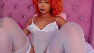 Peyton-Ross nude on cam in her Live Sex Chat Room