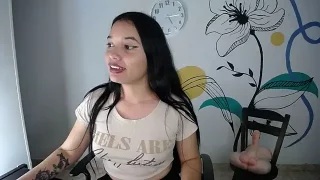 Sarah_Fun_ nude strip on webcam for live porn chat