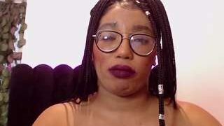 AmyBrigs nude on cam in her Live Sex Chat Room