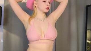 EdlaBuskey nude on cam in her Live Sex Chat Room