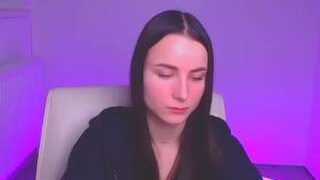 EmmaCutiee nude on cam in her Live Sex Chat Room