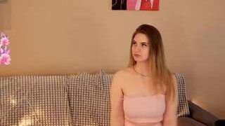 Irisss08 nude on cam in her Live Sex Chat Room