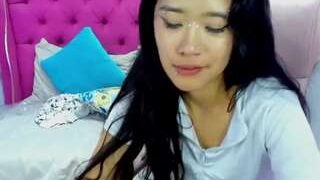 Lil-cey nude on cam in her Live Sex Chat Room