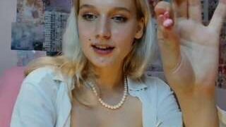 MeowthLilu nude on cam in her Live Sex Chat Room