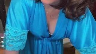 MirandaLorens nude on cam in her Live Sex Chat Room