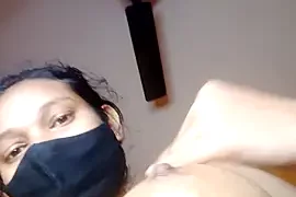 Naughty-Saanvi nude strip on webcam for live porn chat