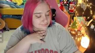 Softie-Sofy nude on cam in her Live Sex Chat Room