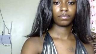 Sweetfigure nude on cam in her Live Sex Chat Room