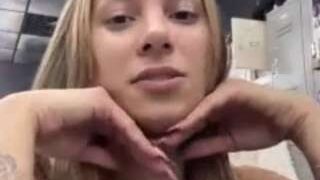venusxsirnn777 nude on cam in her Live Sex Chat Room