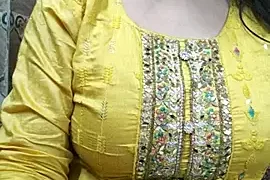 Aradhya-Sharma nude strip on webcam for live porn chat