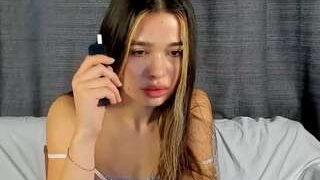 Cris-Davis nude on cam in her Live Sex Chat Room