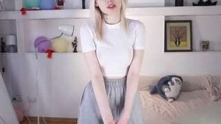 EsmeFay nude on cam in her Live Sex Chat Room