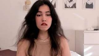 hoalann nude on cam in her Live Sex Chat Room