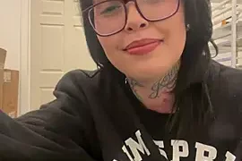 jr91esl nude strip on webcam for live porn chat