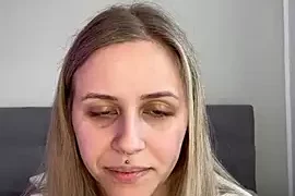 lunawolf21 nude strip on webcam for live porn chat
