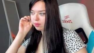 Milli-Blackberry nude on cam in her Live Sex Chat Room