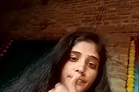Niki-Verma nude strip on webcam for live porn chat