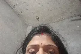 SexyKoyal nude strip on webcam for live porn chat