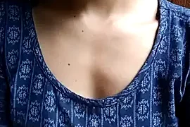 Simmi_1 nude strip on webcam for live porn chat