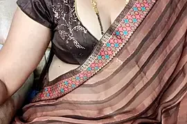Unique_Housewife nude strip on webcam for live porn chat