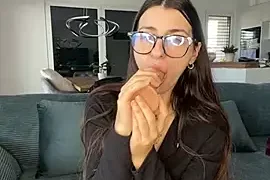 Wildberry_ nude strip on webcam for live porn chat