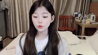 yangyang-1115 nude strip on webcam for live porn chat