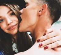 VIKITOMMY nude strip on webcam for live porn chat