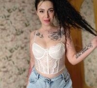 Lola_Hale nude strip on webcam for live porn chat